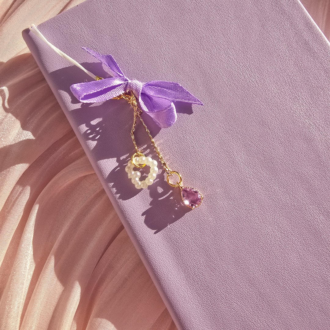 2025/12/1000158063.jpg crystal journal charm - الصورة 1